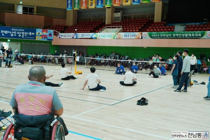 22-장애인생활체육대회(좌식배드민턴) (1).JPG